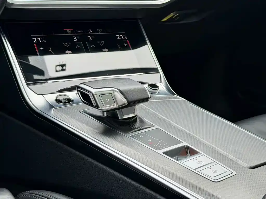 Audi A7 — фото 10