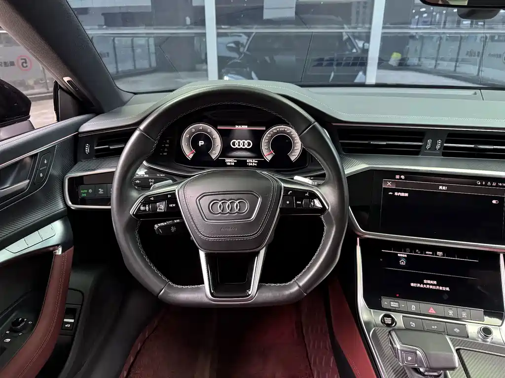 Audi A7L — фото 7