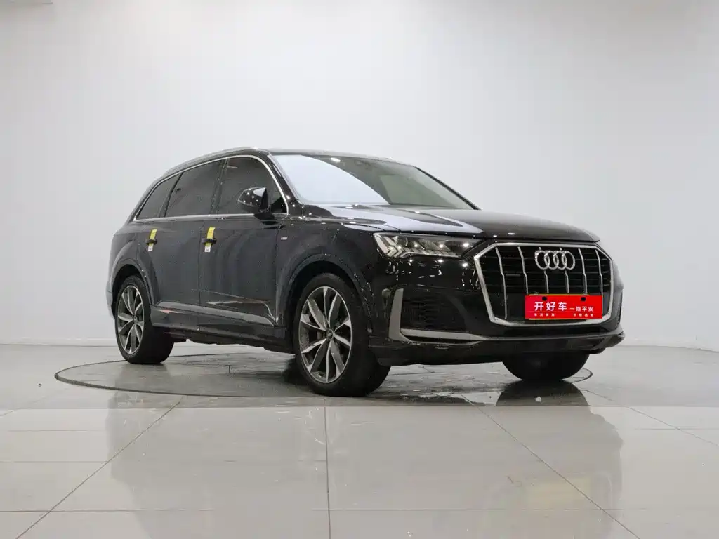 Audi Q7 — фото 3