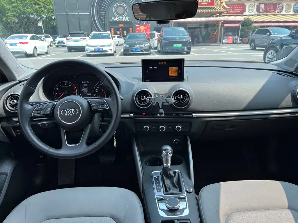Audi A3 — фото 9