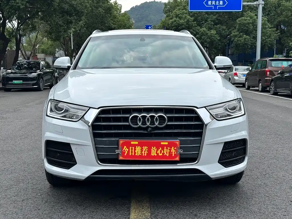 Audi Q3 — фото 2