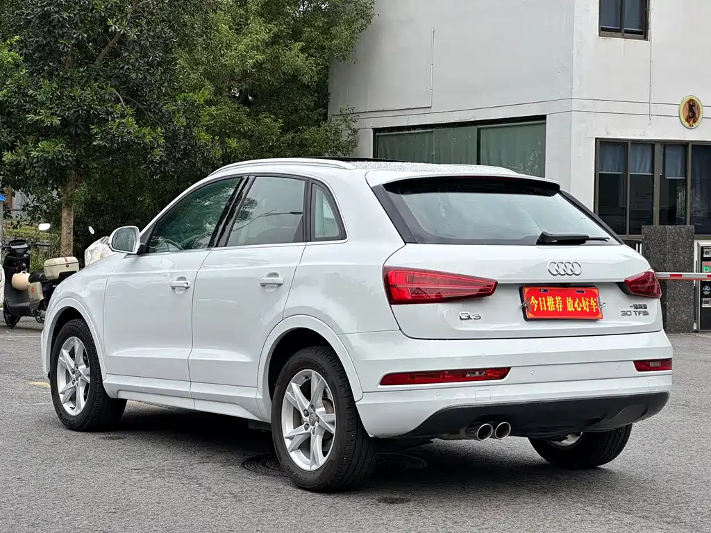 Audi Q3 — фото 5