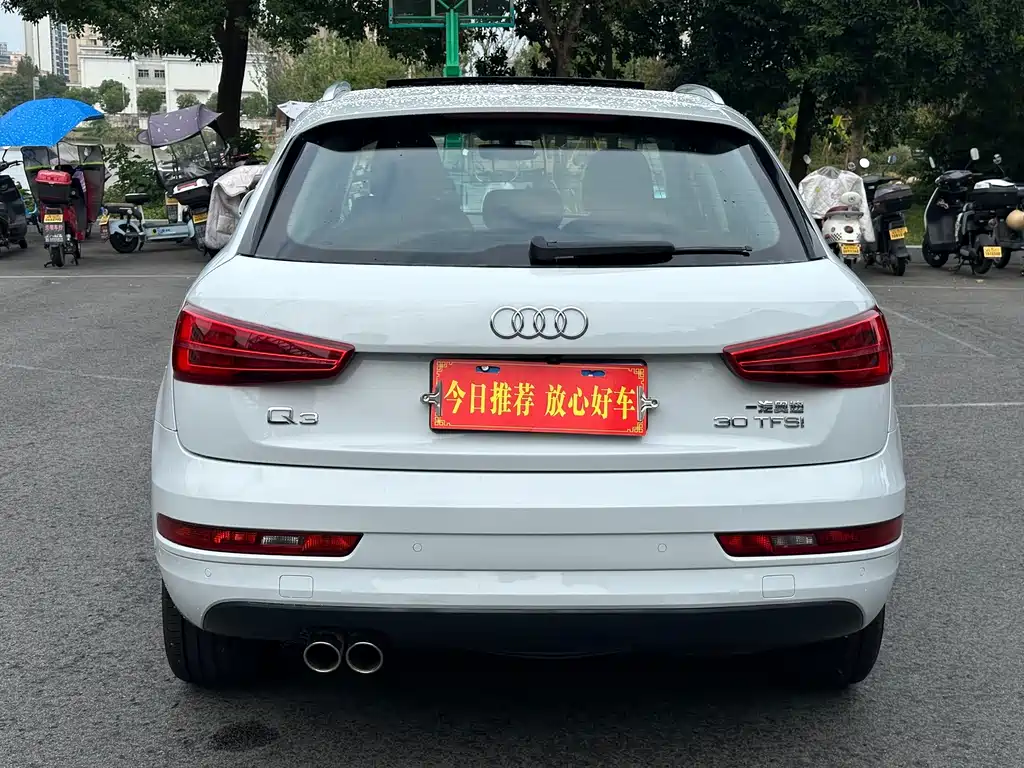 Audi Q3 — фото 6