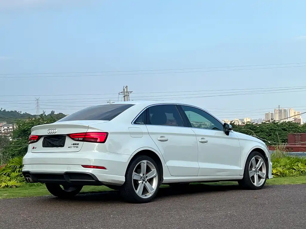 Audi A3 — фото 7