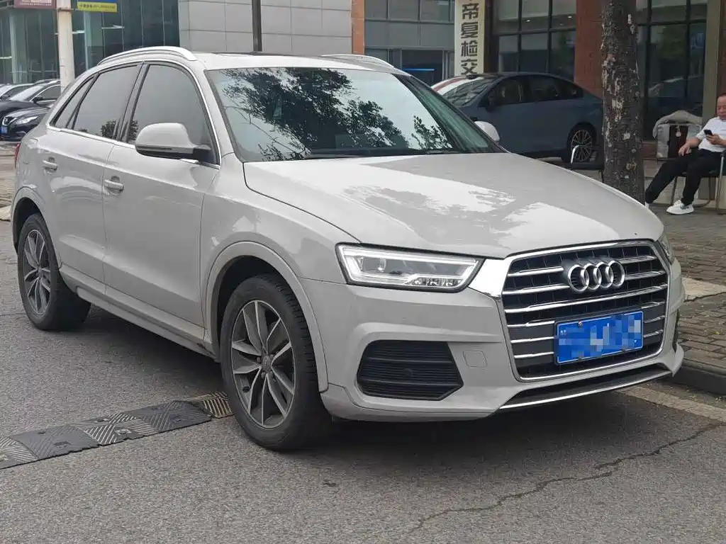 Audi Q3 — фото 2