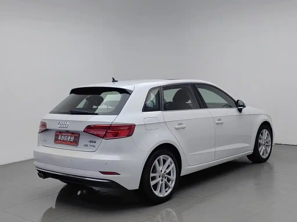 Audi A3 — фото 2
