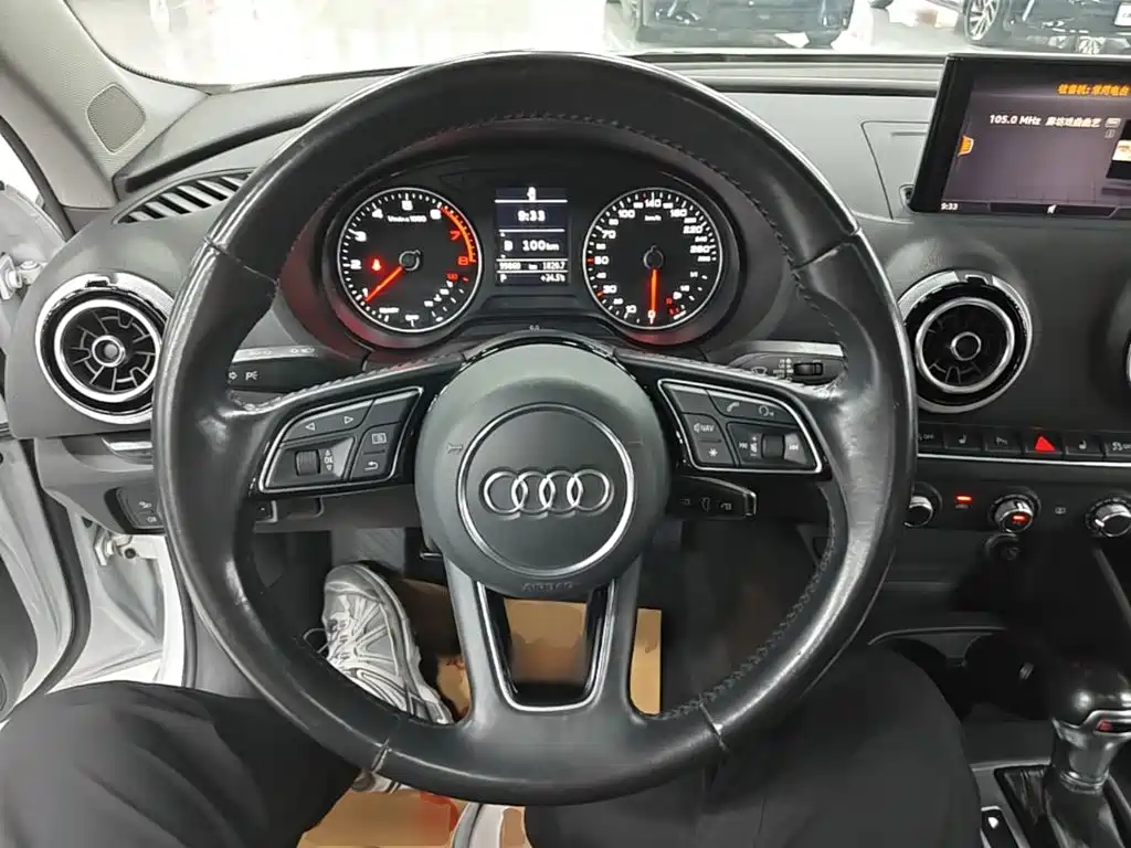 Audi A3 — фото 11