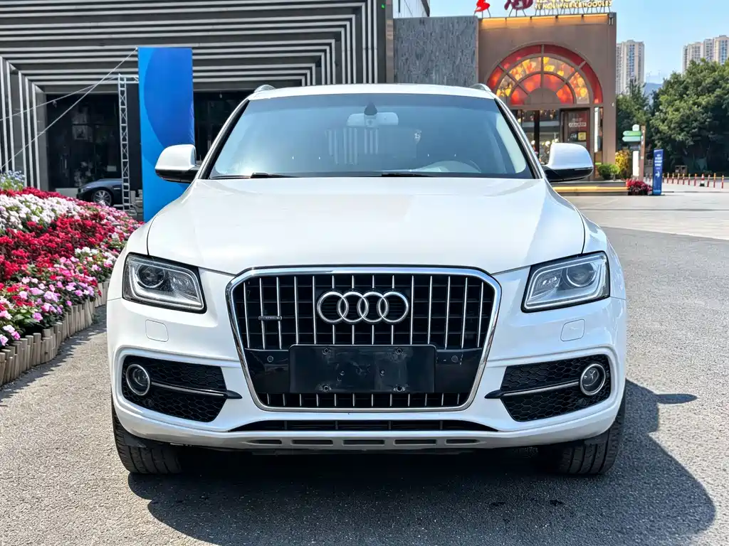 Audi Q5 — фото 2