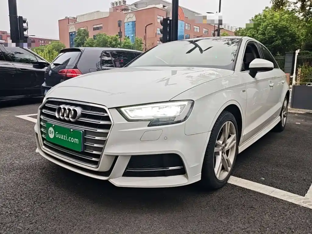 Audi A3 — фото 2