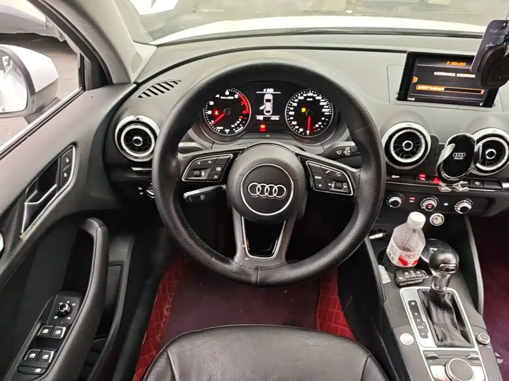 Audi A3 — фото 11