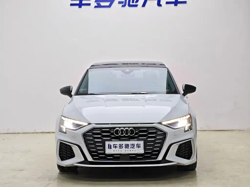 Audi A3 — фото 2