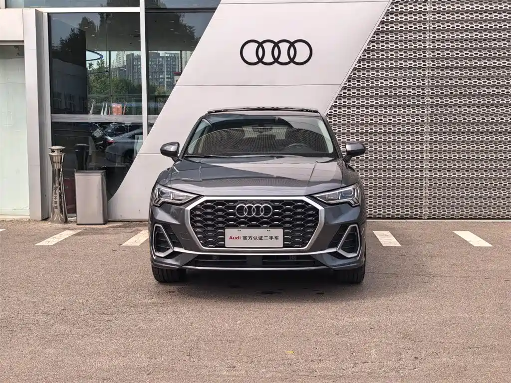 Audi Q3 Sportback — фото 2