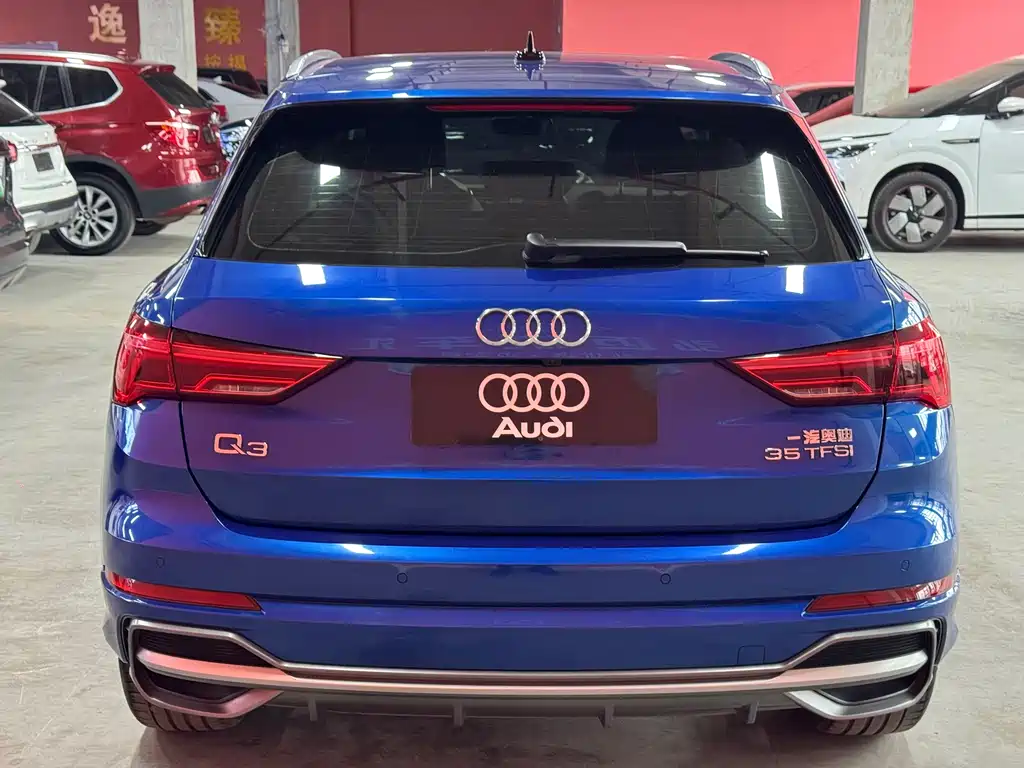 Audi Q3 — фото 5