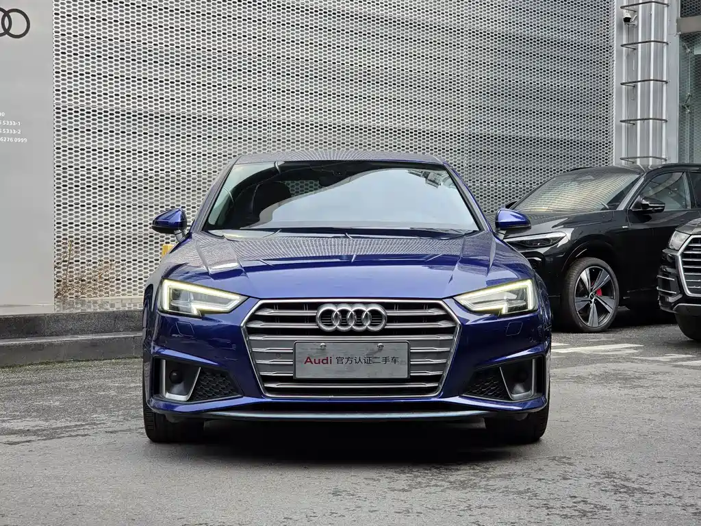 Audi A4L — фото 4