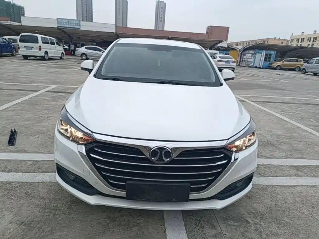 BAIC Senova D50 — фото 3