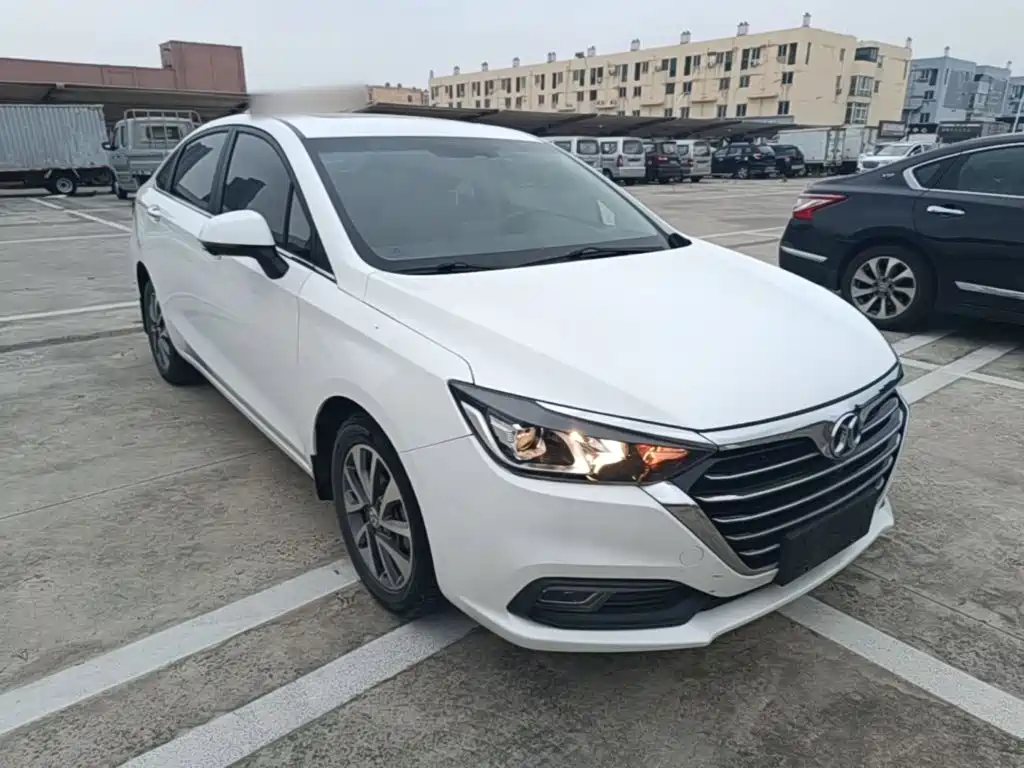 BAIC Senova D50 — фото 4