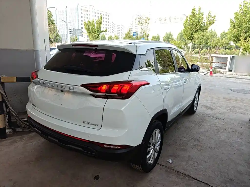 BAIC X3 — фото 7