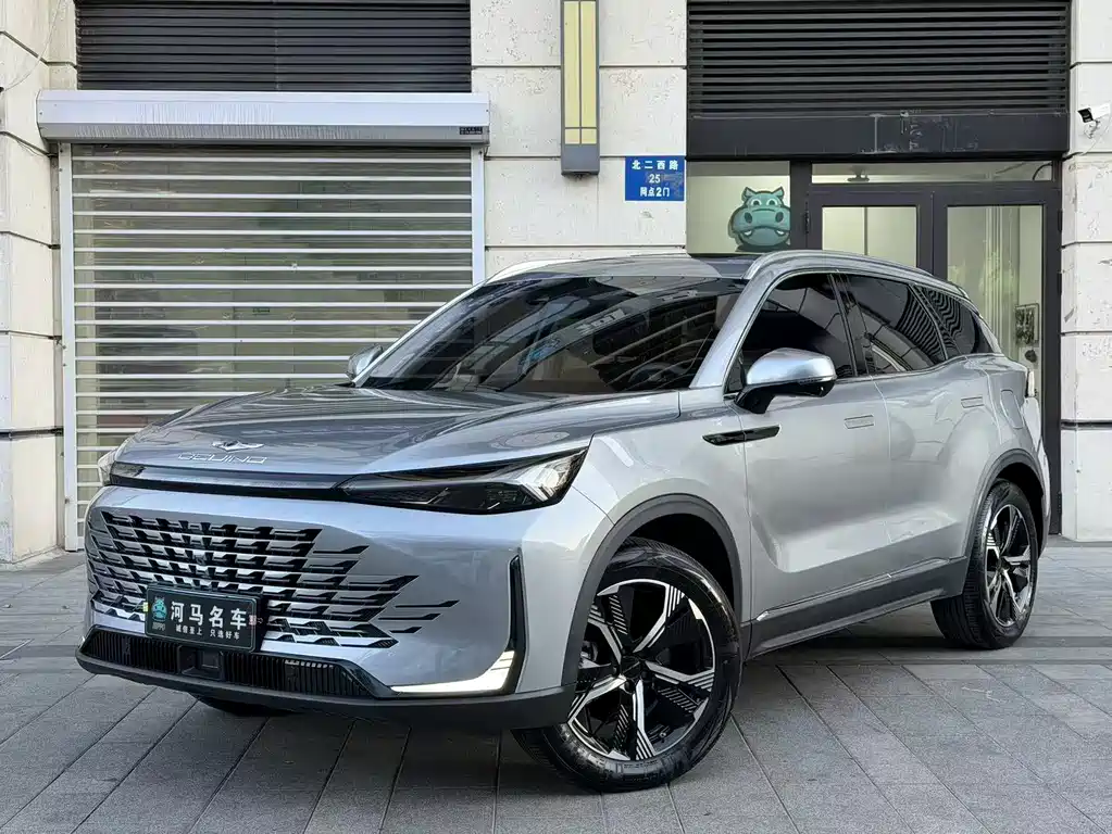 BAIC X7