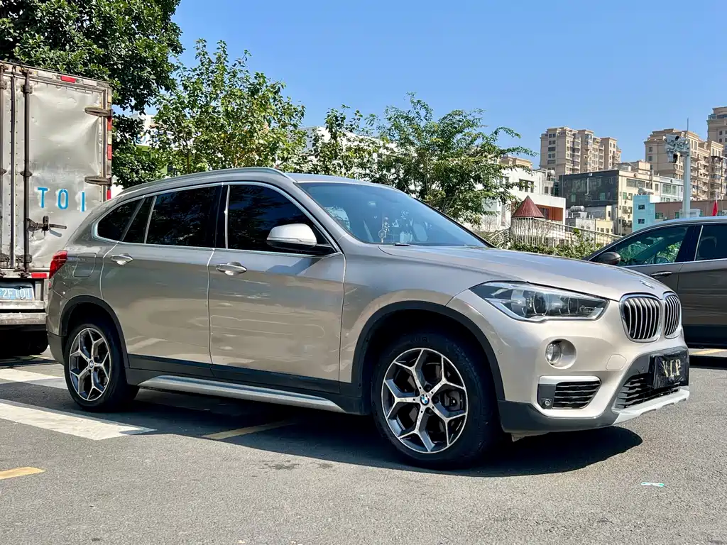 BMW X1 — фото 3