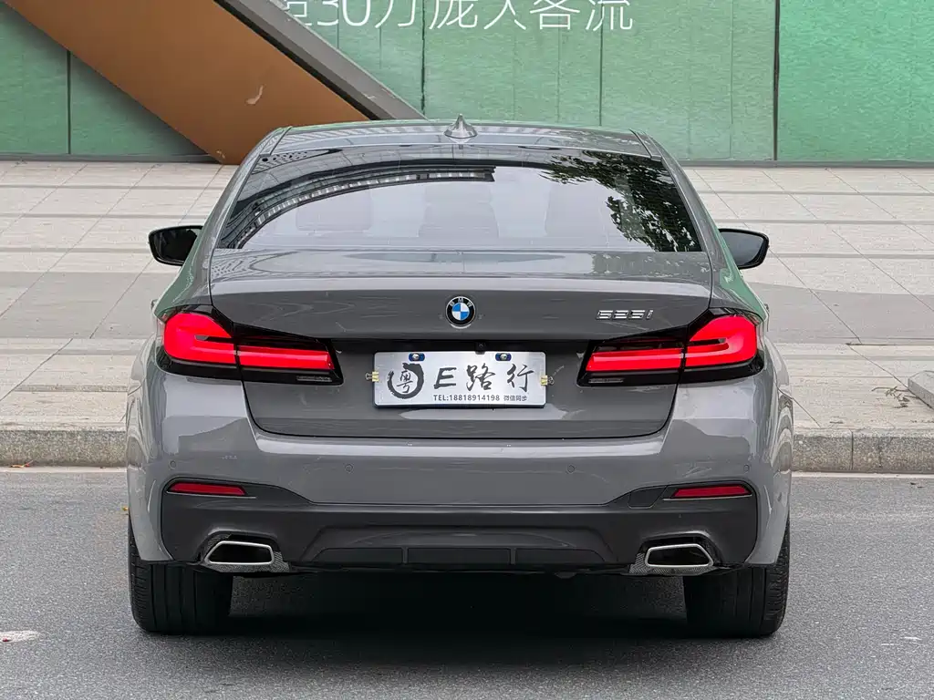 BMW 5 Series (Import) — фото 23