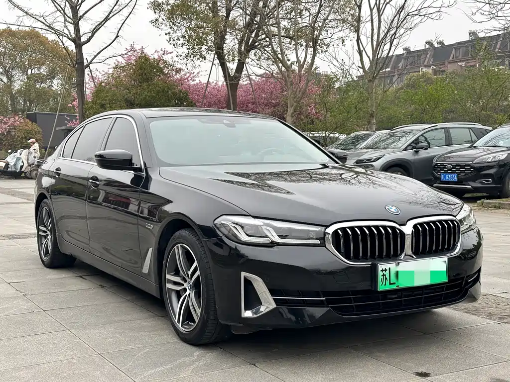 BMW 5 Series New Energy — фото 3