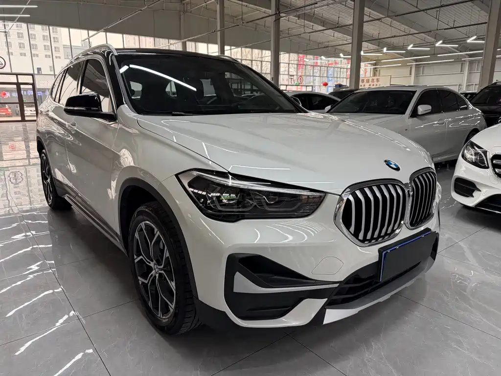 BMW X1 — фото 3