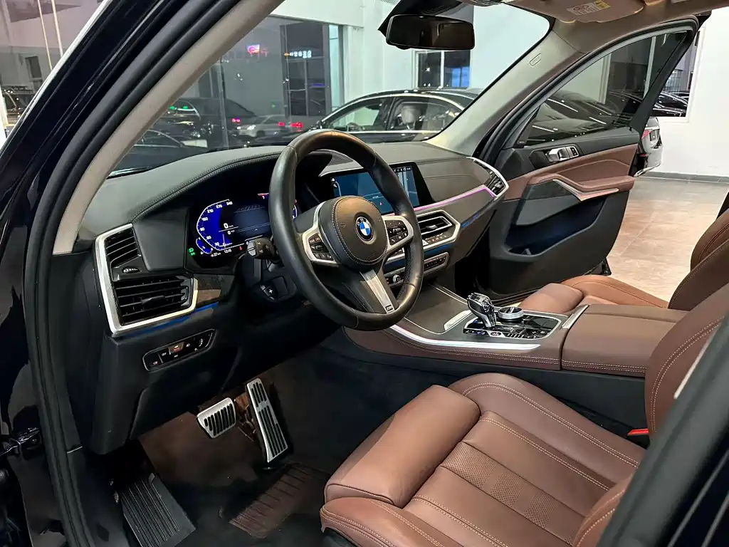 BMW X5 (Import) — фото 6