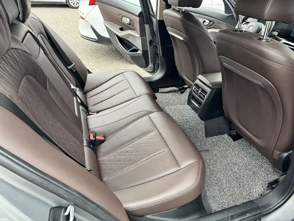 BMW i3 — фото 10