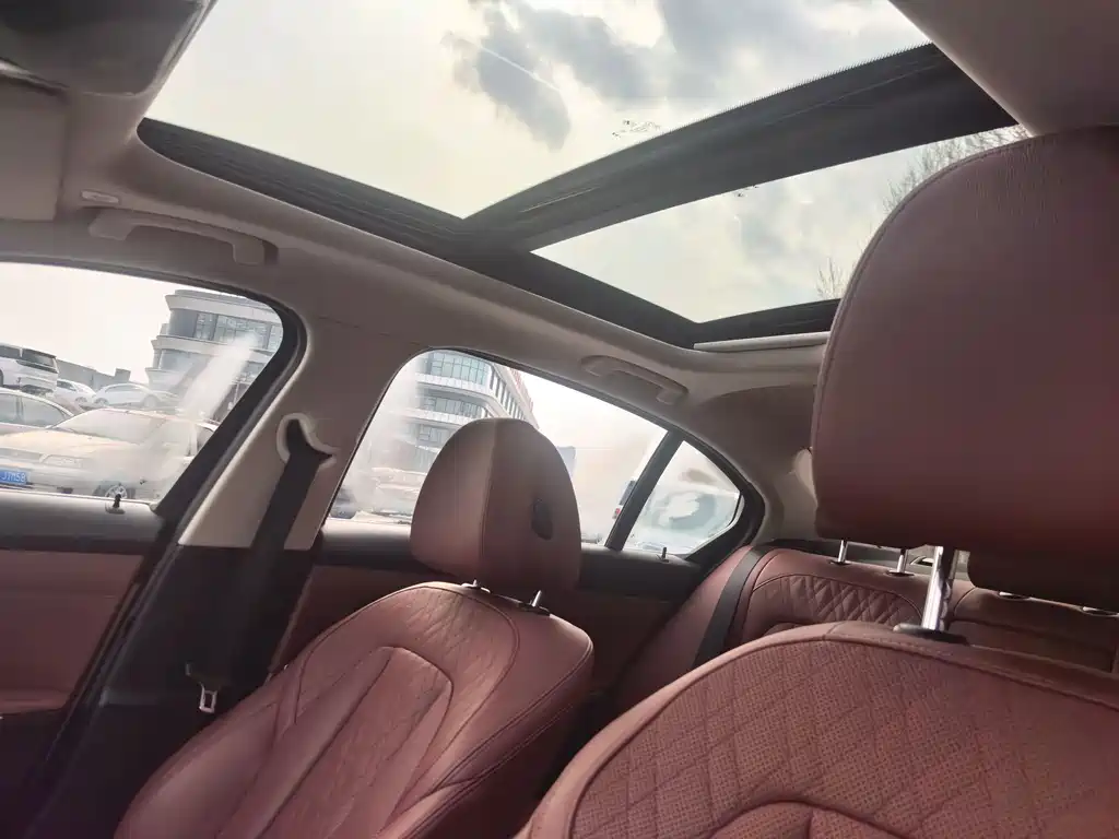 BMW 3 Series — фото 10