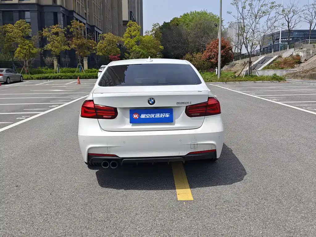 BMW 3 Series — фото 15