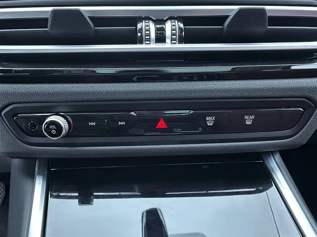 BMW 3 Series — фото 14