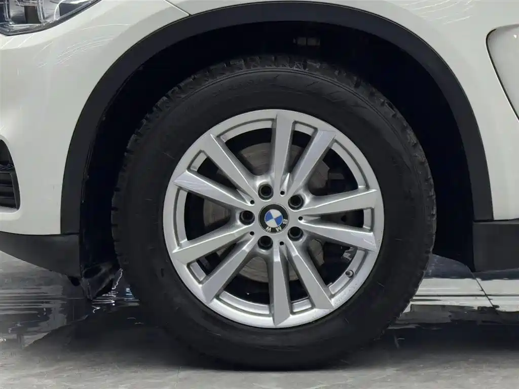 BMW X5 (Import) — фото 4