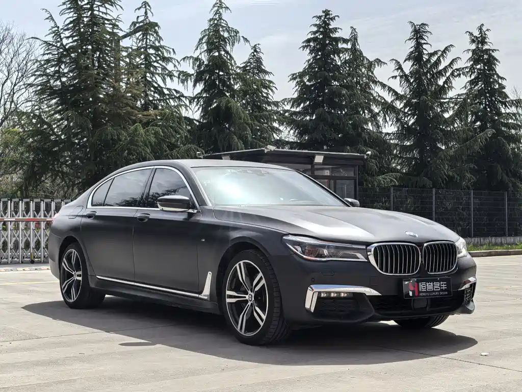 BMW 7 Series — фото 3