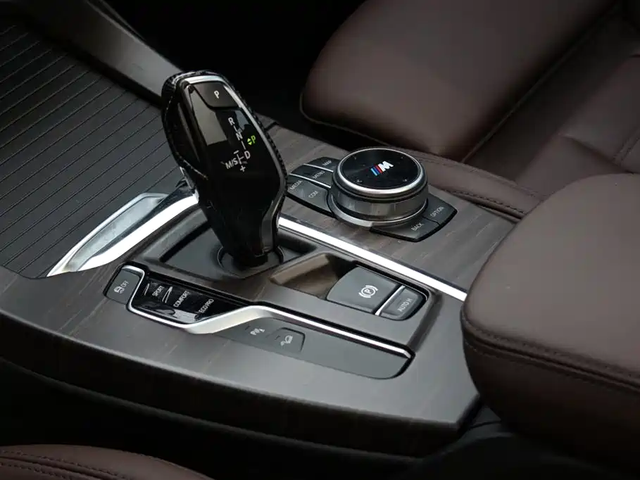 BMW X3 — фото 15
