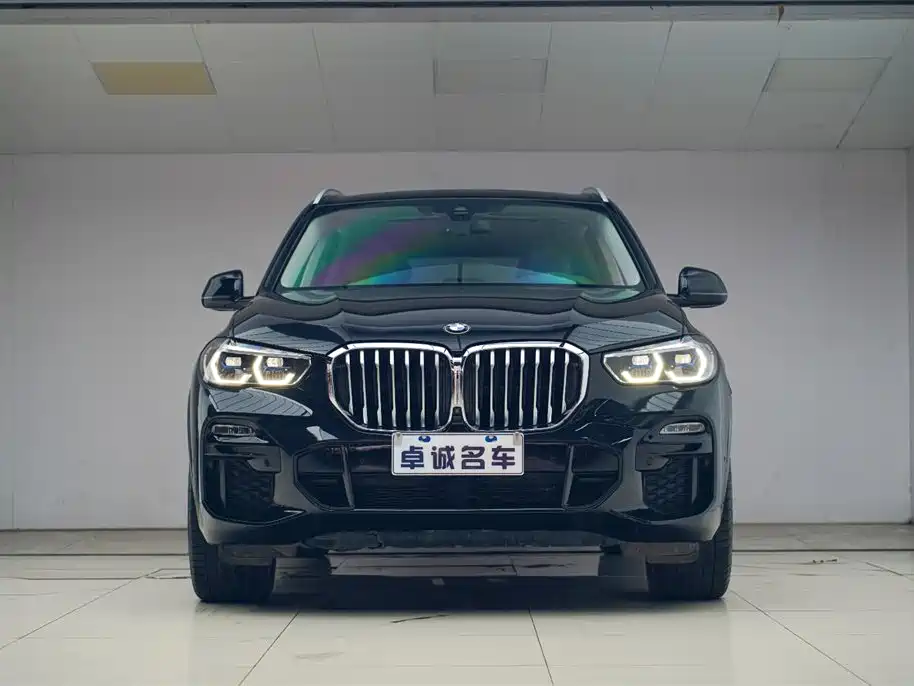 BMW X5 (Import) — фото 2