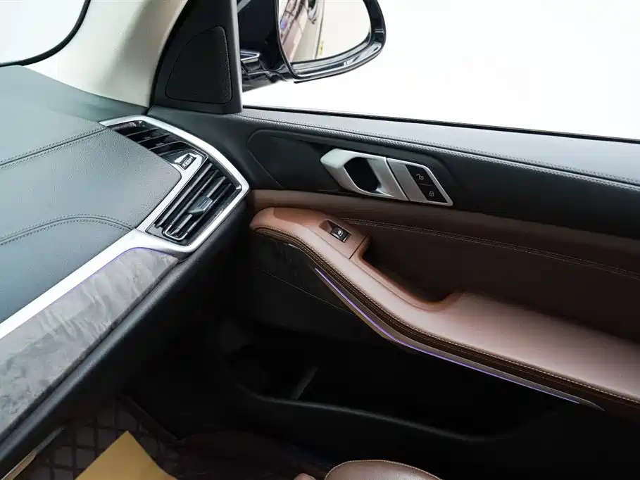 BMW X5 (Import) — фото 11
