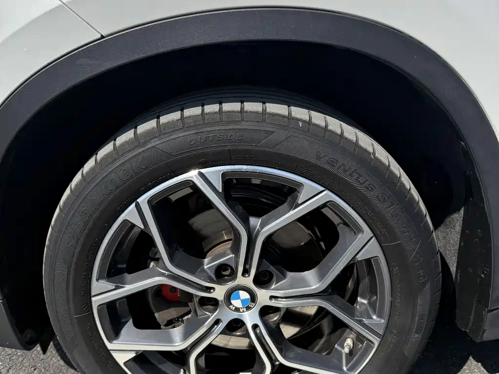 BMW X1 — фото 22