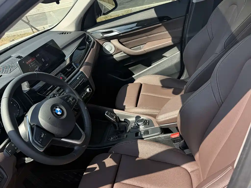 BMW X1 — фото 10