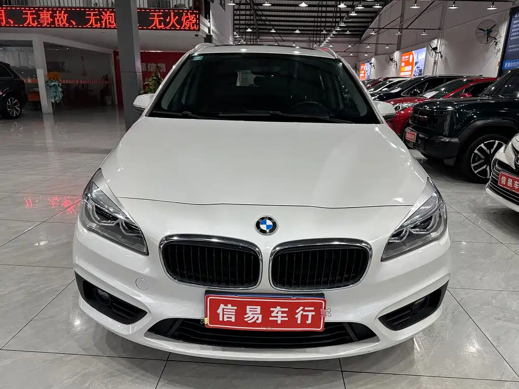BMW 2 Series Gran Tourer — фото 2