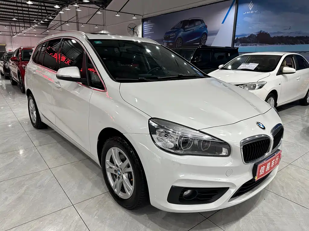 BMW 2 Series Gran Tourer — фото 3