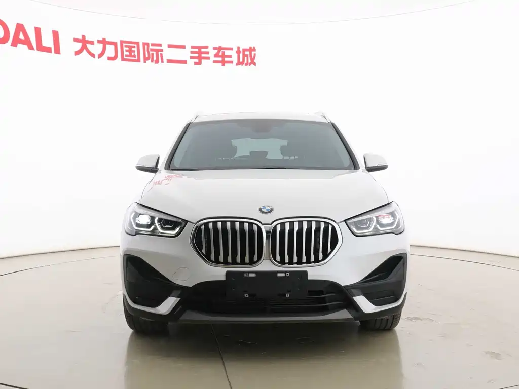 BMW X1 — фото 2
