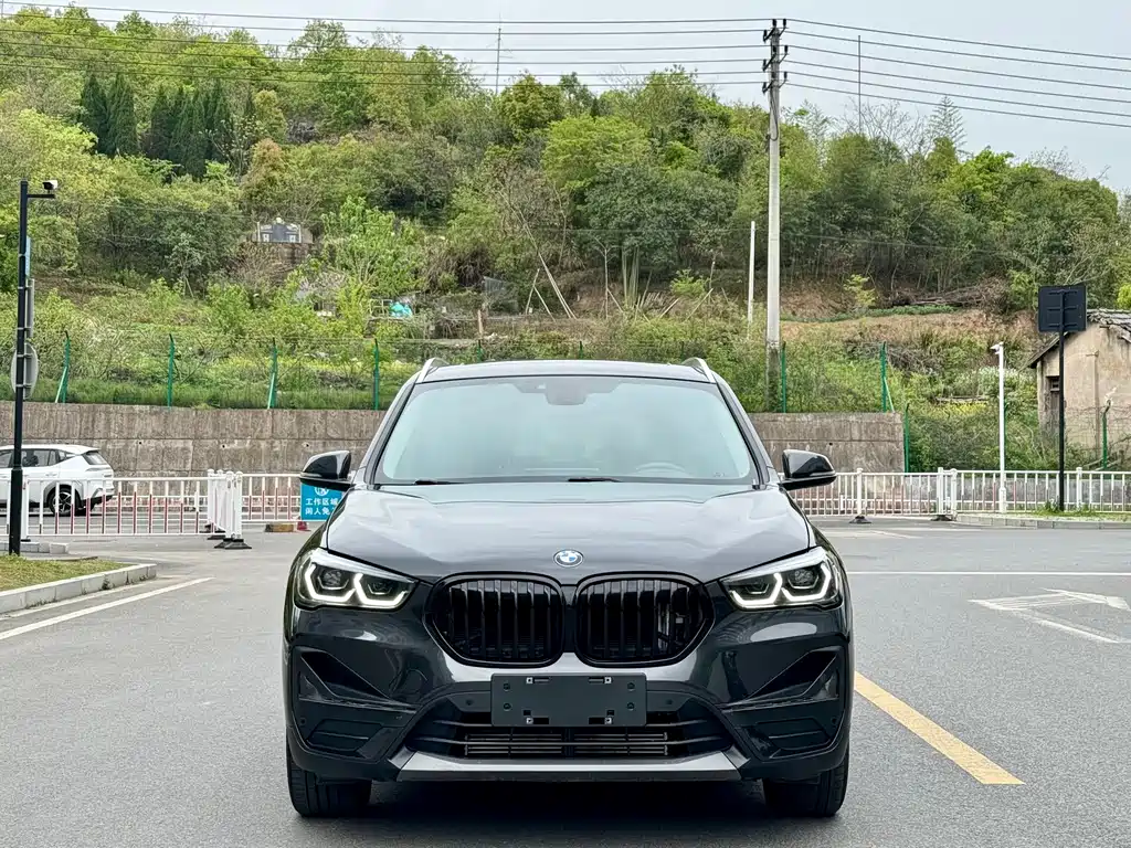 BMW X1 — фото 2