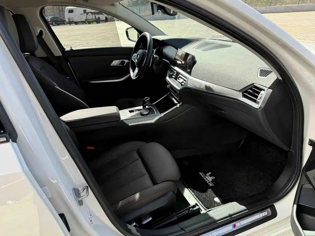 BMW 3 Series — фото 10