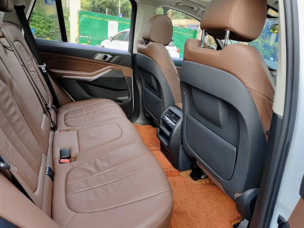 BMW X5 (Import) — фото 11