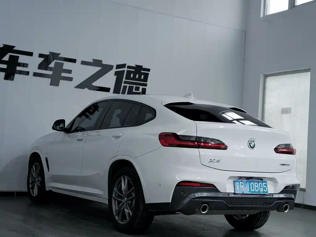 BMW X4 — фото 16