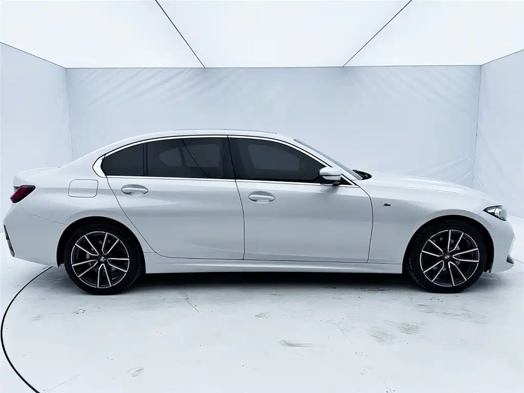 BMW 3 Series — фото 9