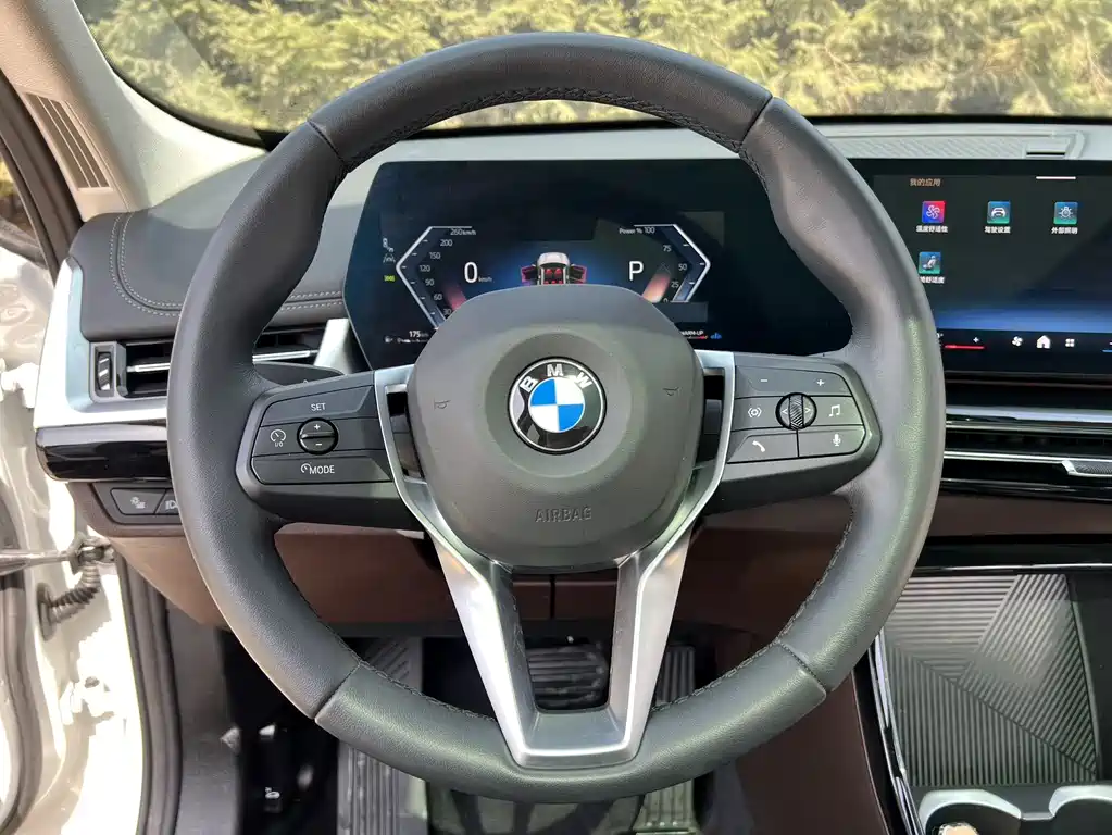 BMW X1 — фото 21