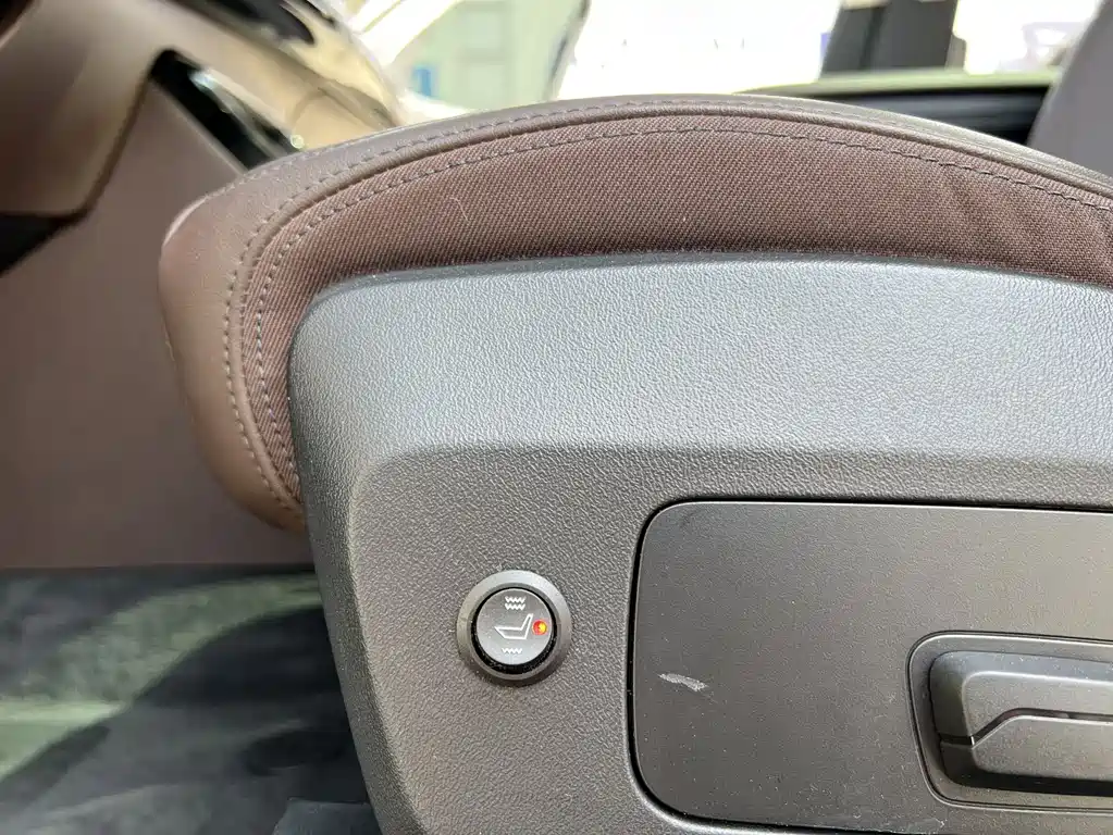 BMW X1 — фото 23