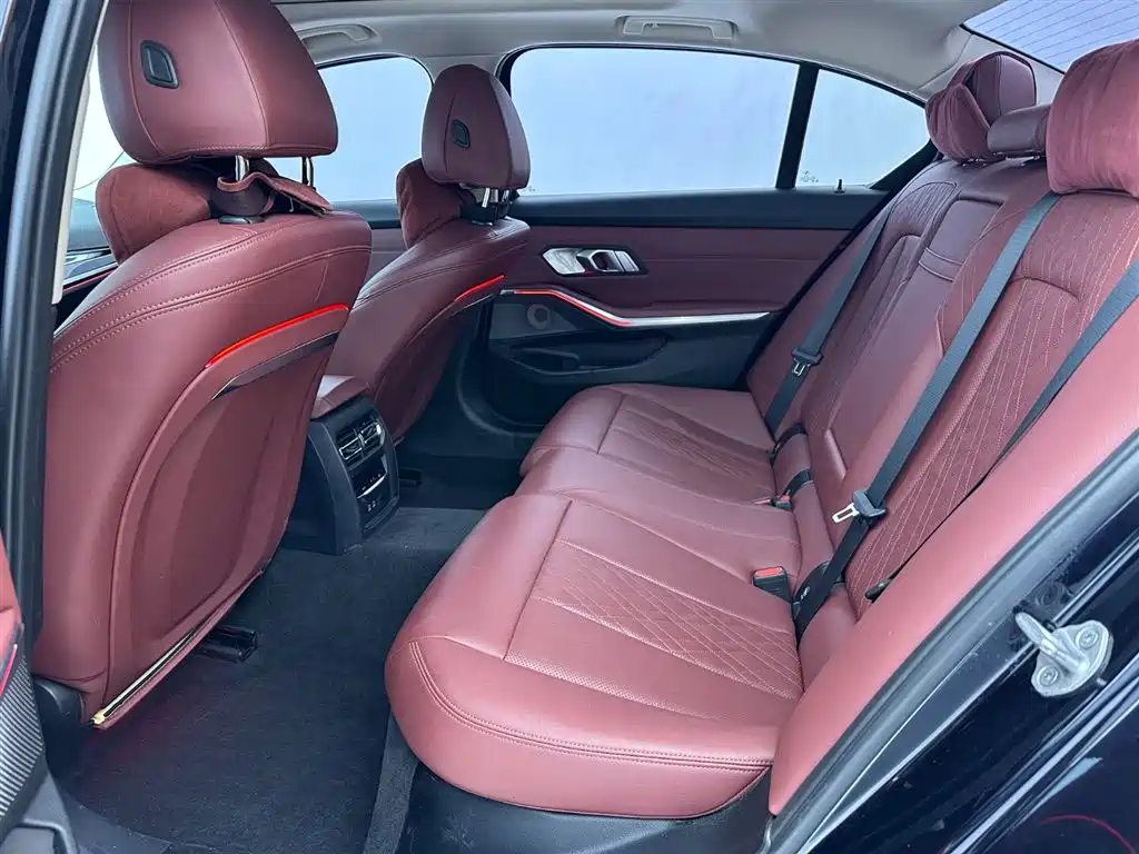 BMW 3 Series — фото 18
