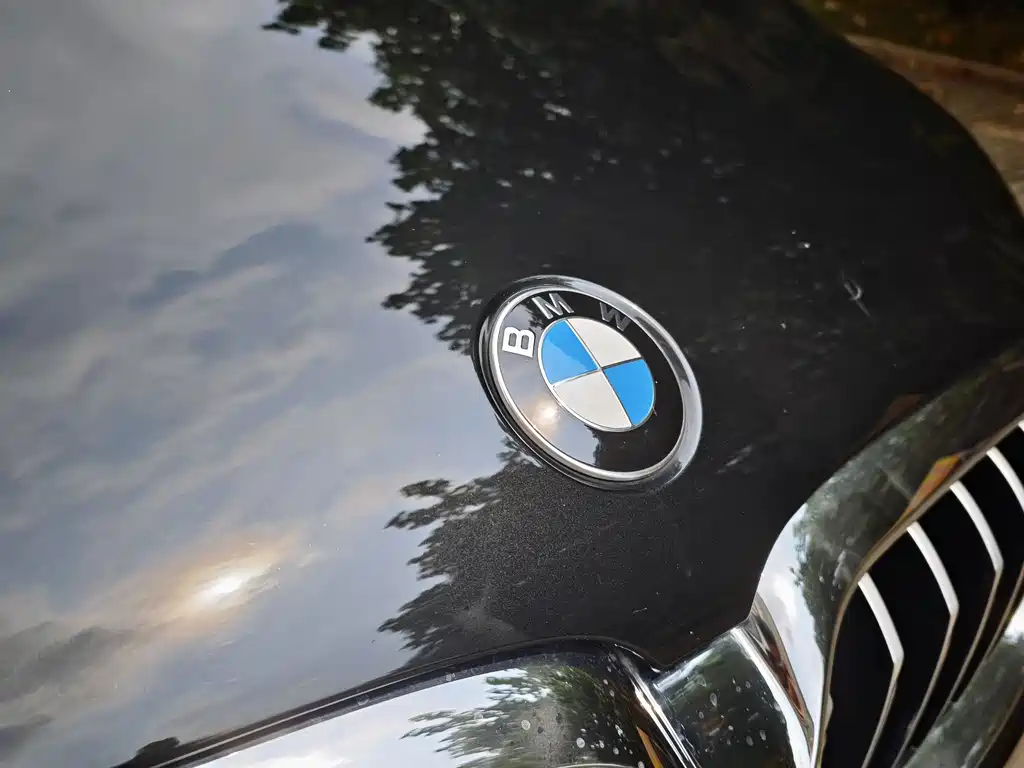 BMW 5 Series — фото 36